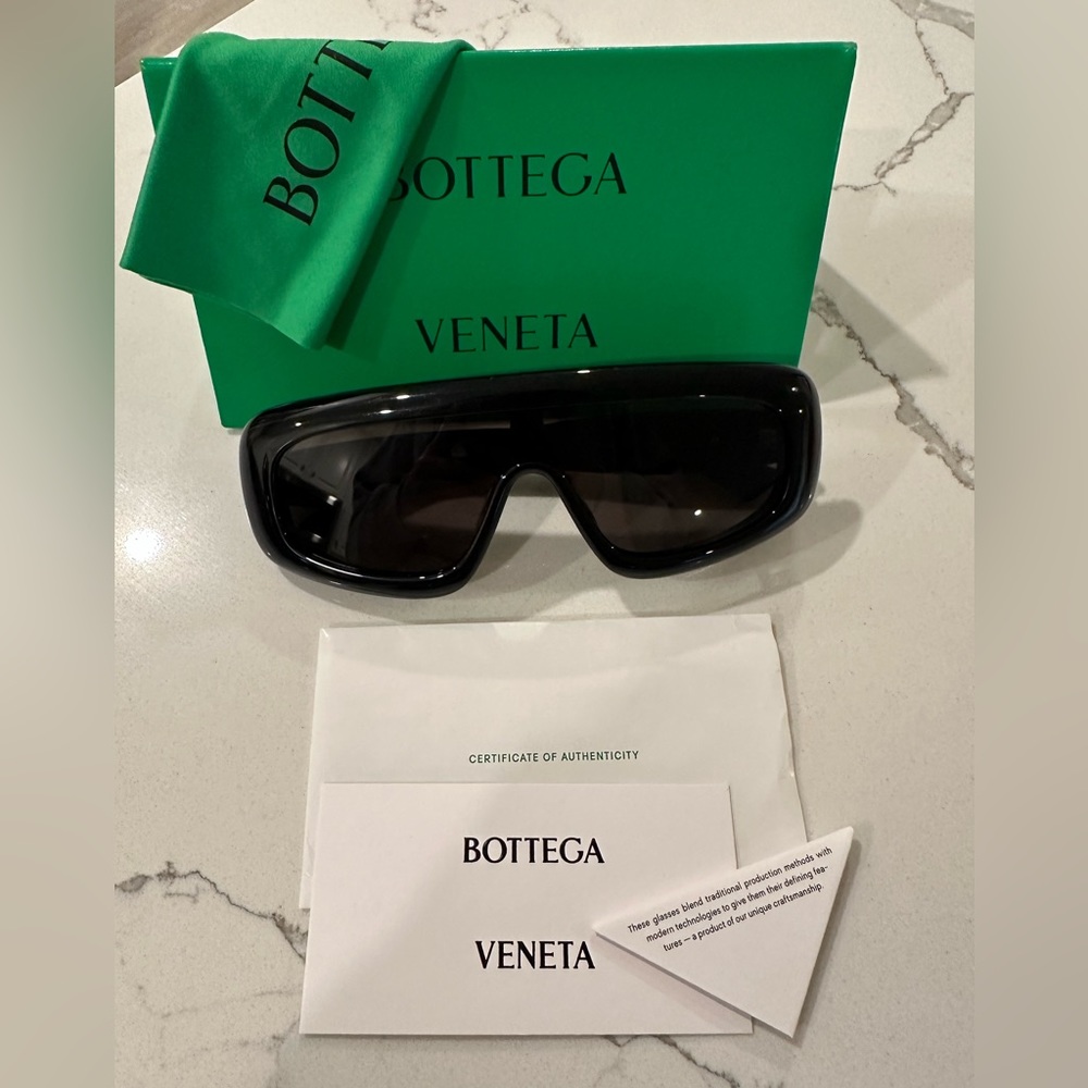 Bottega Veneta Sunglasses